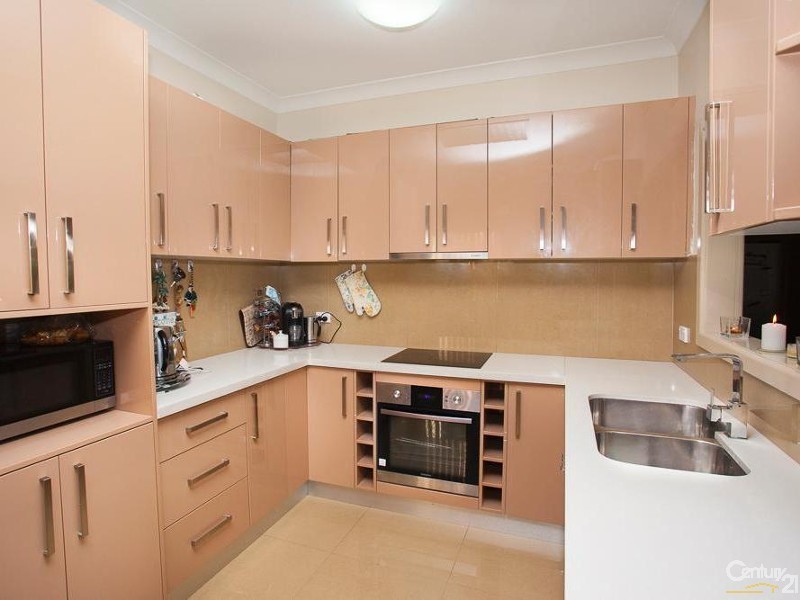 13 Brentwood Street, Fairfield West NSW 2165