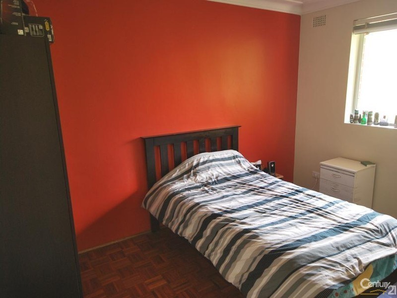 8/79 Smart Street, Fairfield NSW 2165