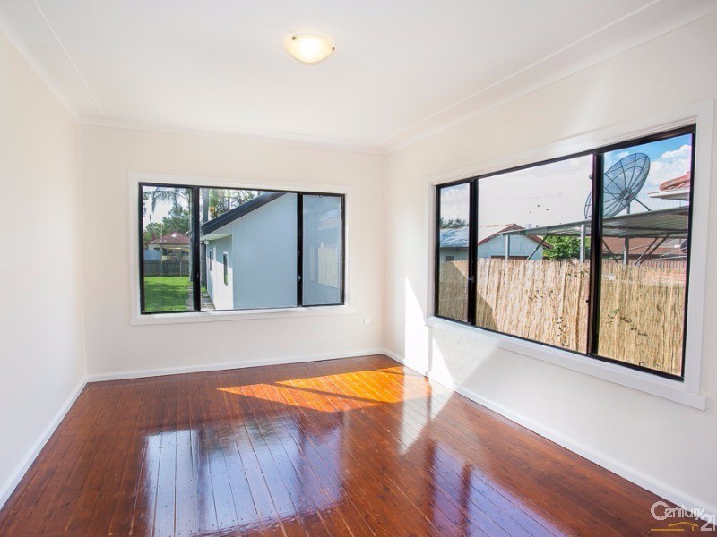 25 Belmore Street, Fairfield East NSW 2165