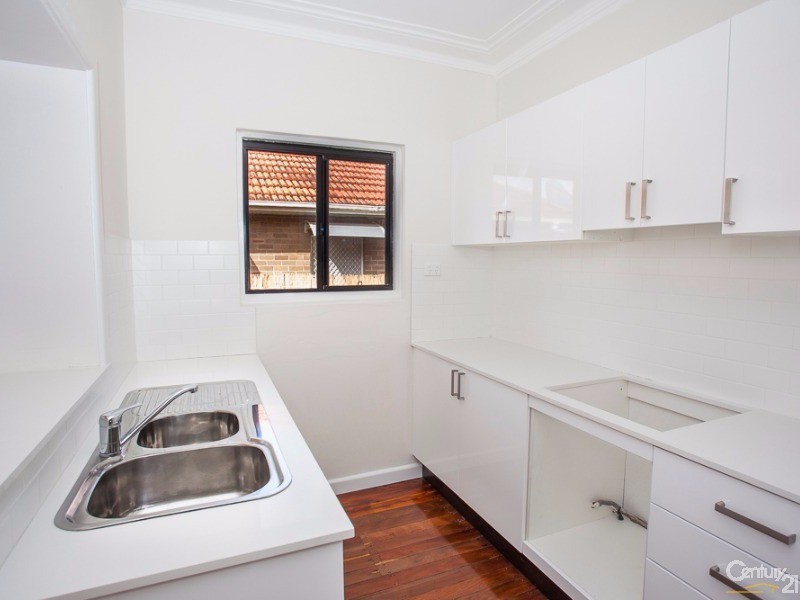 25 Belmore Street, Fairfield East NSW 2165