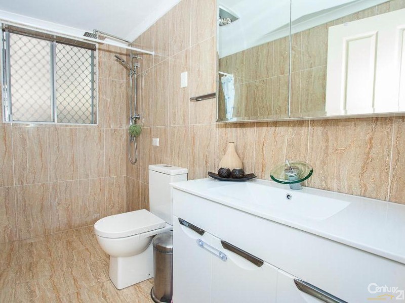 1/24 York Street, Fairfield NSW 2165