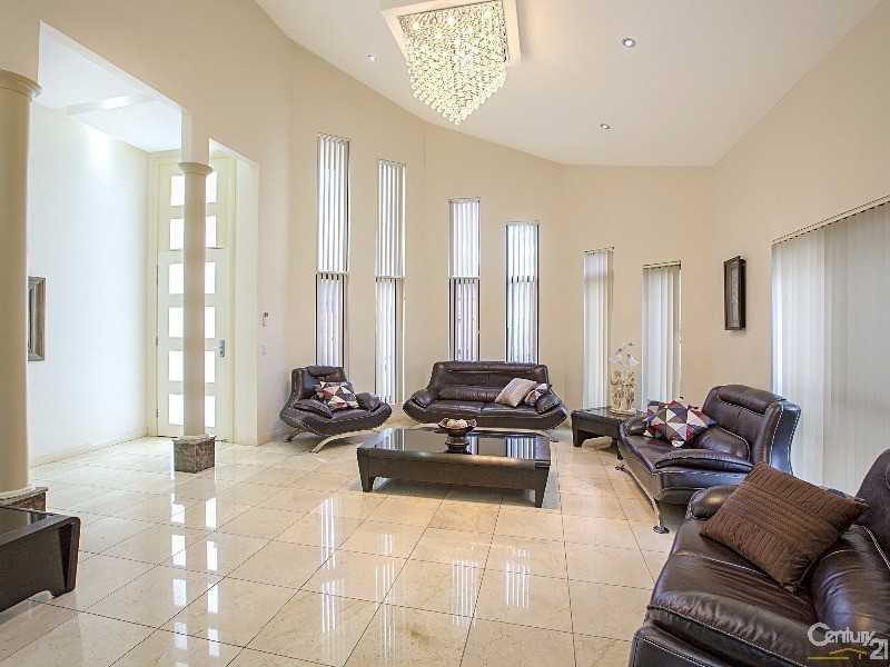 226 Prairie Vale Road, Bossley Park NSW 2176