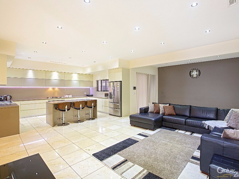 226 Prairie Vale Road, Bossley Park NSW 2176