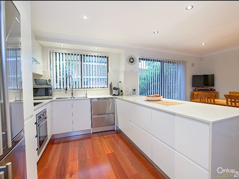 2 Astley Place, Edensor Park NSW 2176