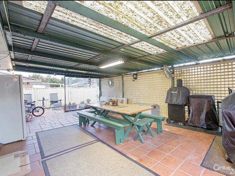 2 Astley Place, Edensor Park NSW 2176