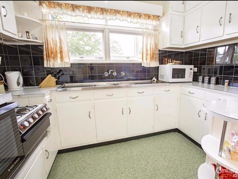 Fairfield East NSW 2165