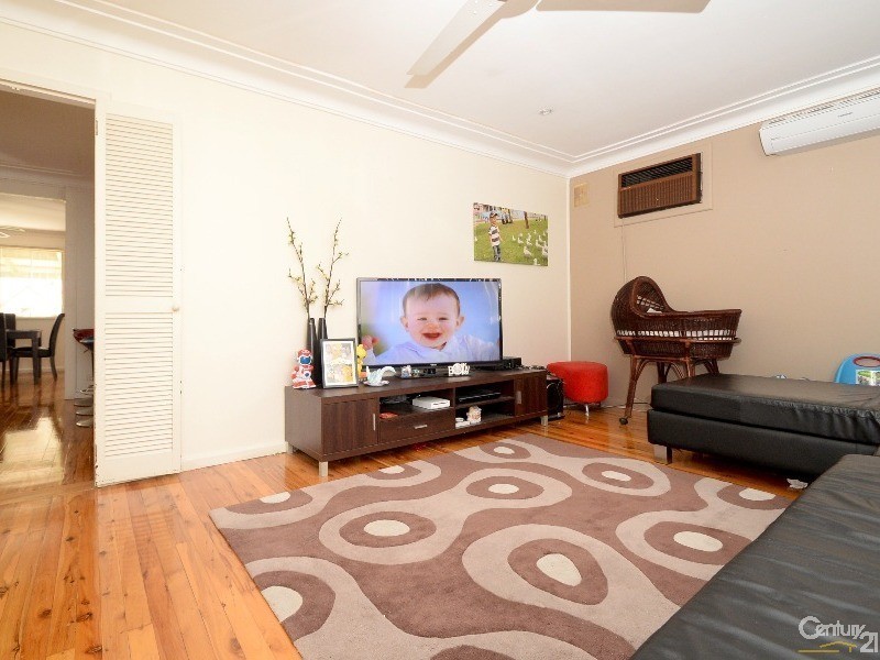 11 Dartford Street, Mount Pritchard NSW 2170