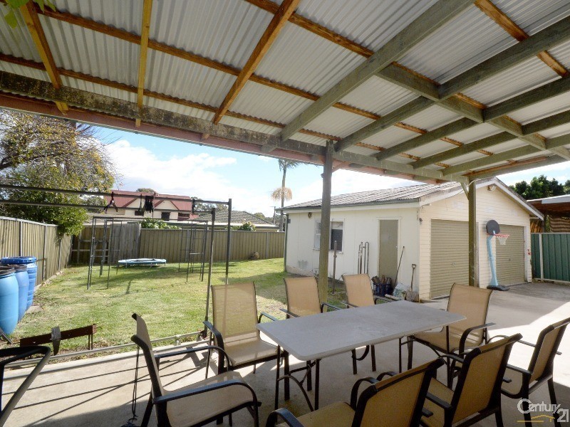 11 Dartford Street, Mount Pritchard NSW 2170