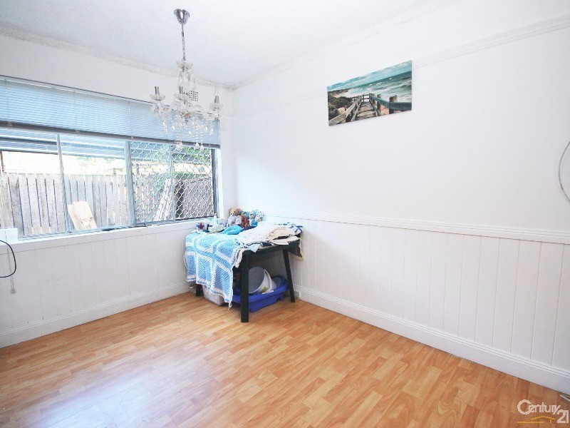 4/3 Ronald Street, Carramar NSW 2163