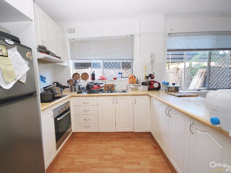 4/3 Ronald Street, Carramar NSW 2163