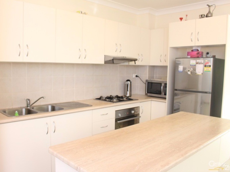 4/120 Oxford Street, Smithfield NSW 2164