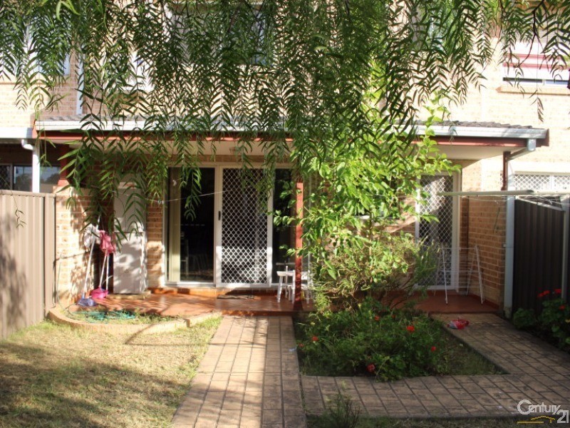 4/120 Oxford Street, Smithfield NSW 2164