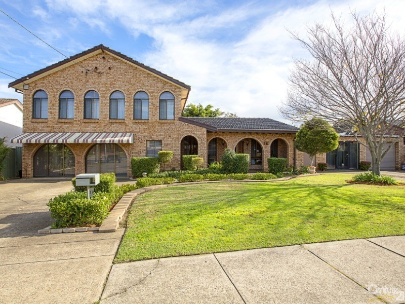 17 New Cambridge Street, Fairfield NSW 2165