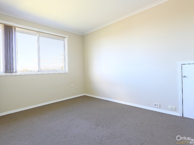 15 Marie Street, Lurnea NSW 2170