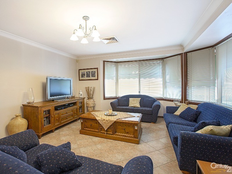2 Bingham Place, Edensor Park NSW 2176