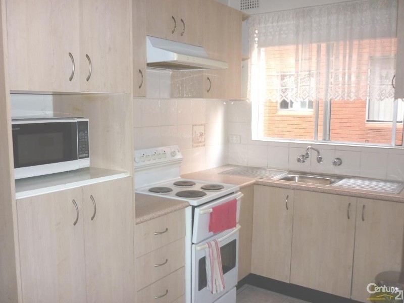 1/84 Harris Street, Fairfield NSW 2165