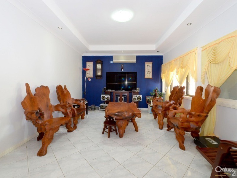 28 Eton Street, Fairfield NSW 2165