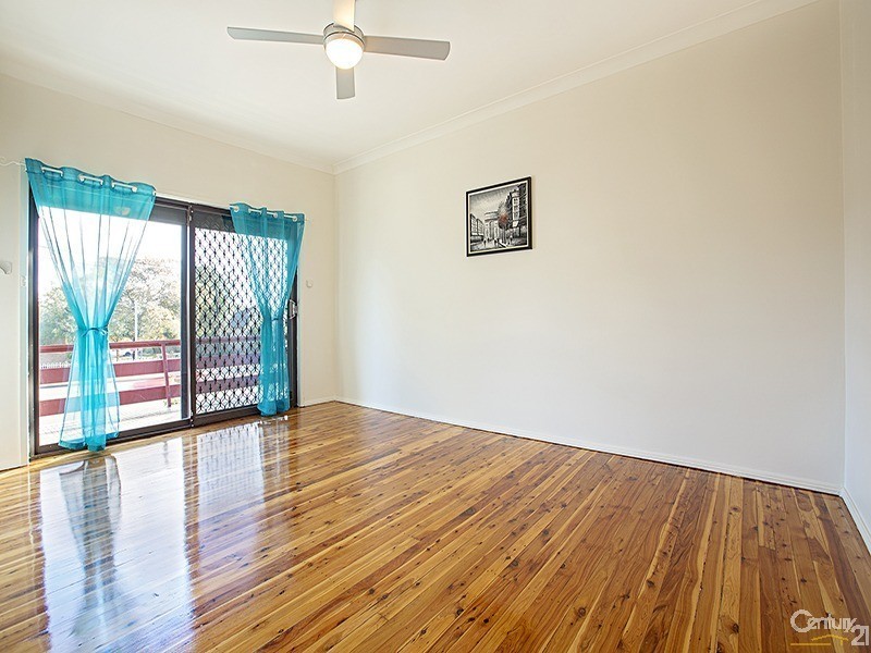 9 Hassall Street, Smithfield NSW 2164