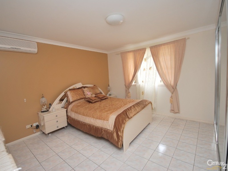 49 Furci Avenue, Edensor Park NSW 2176
