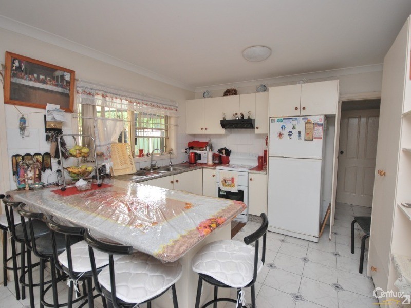 49 Furci Avenue, Edensor Park NSW 2176