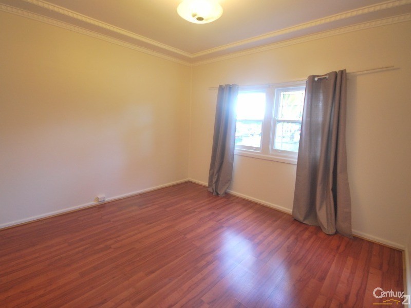 Fairfield East NSW 2165