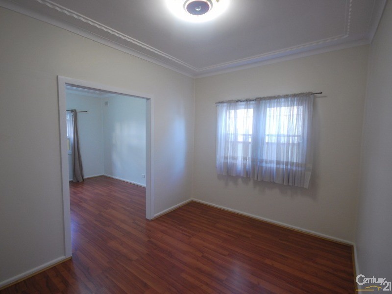 Fairfield East NSW 2165