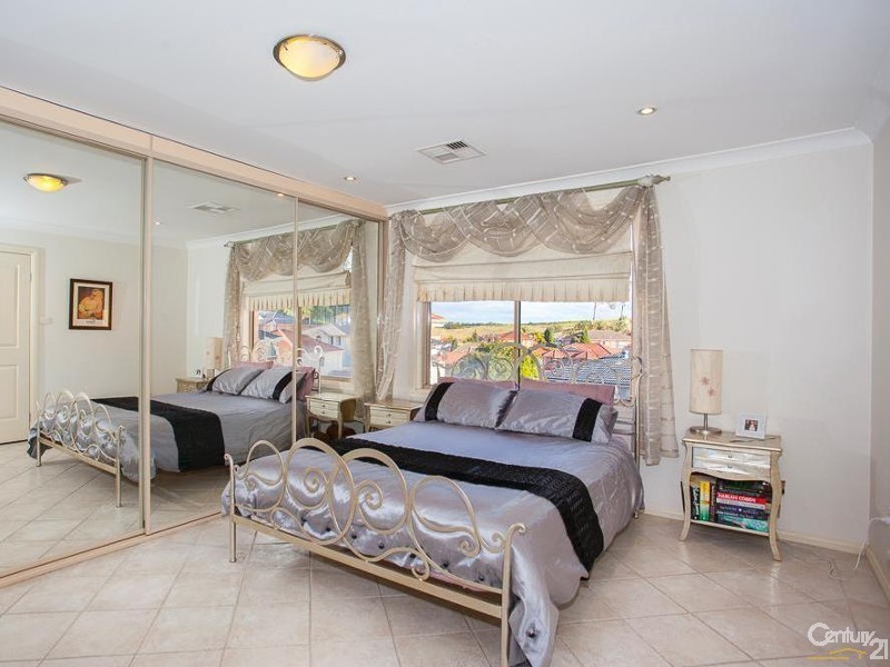 5 Burgundy Close, Cecil Hills NSW 2171