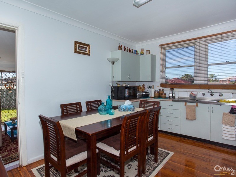 204 Brenan Street, Smithfield NSW 2164