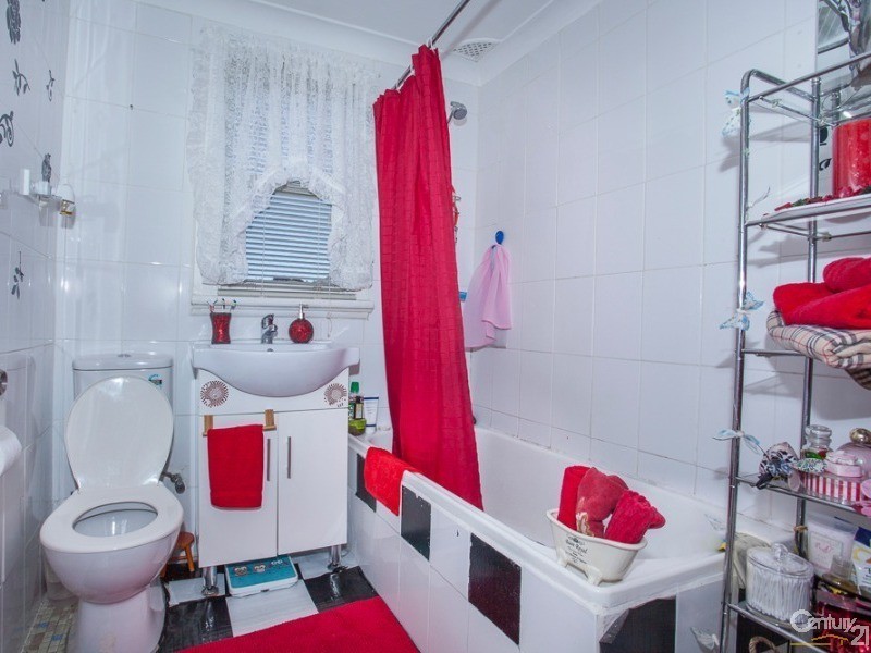 204 Brenan Street, Smithfield NSW 2164