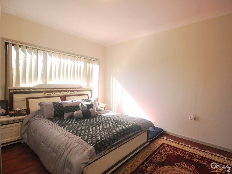 1 Brenan Street, Fairfield NSW 2165