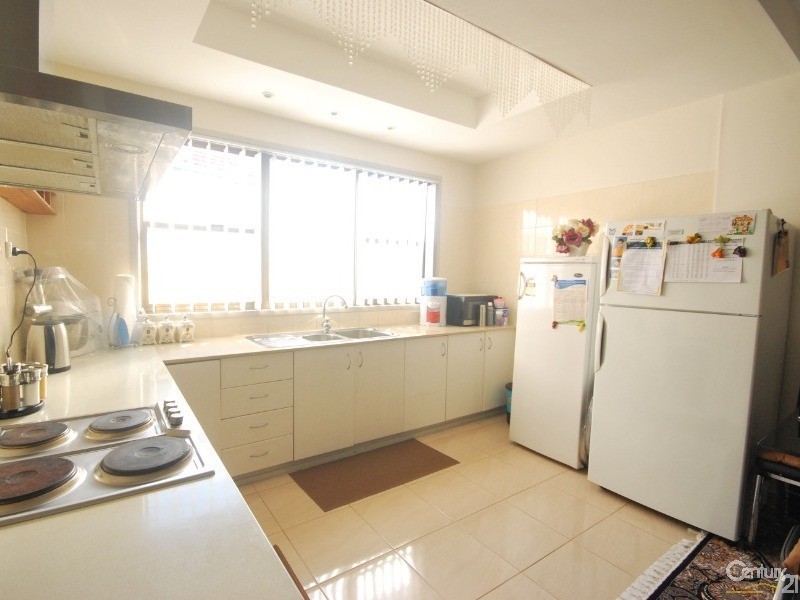 1 Brenan Street, Fairfield NSW 2165