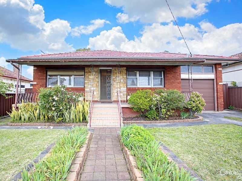 468 The Horsley Drive, Fairfield NSW 2165