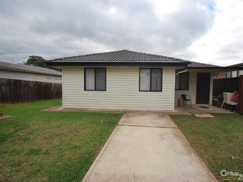 Fairfield West NSW 2165