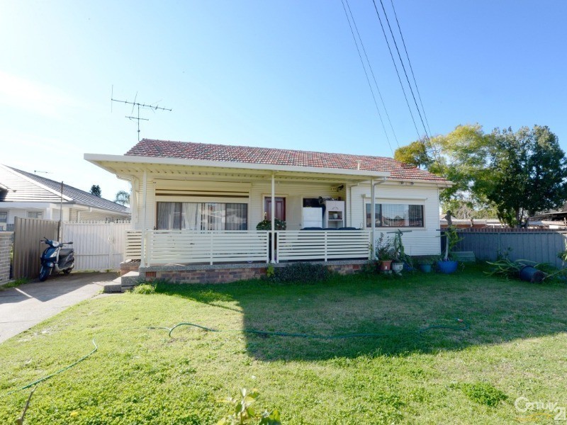 4 Spooner Street, Cabramatta West NSW 2166