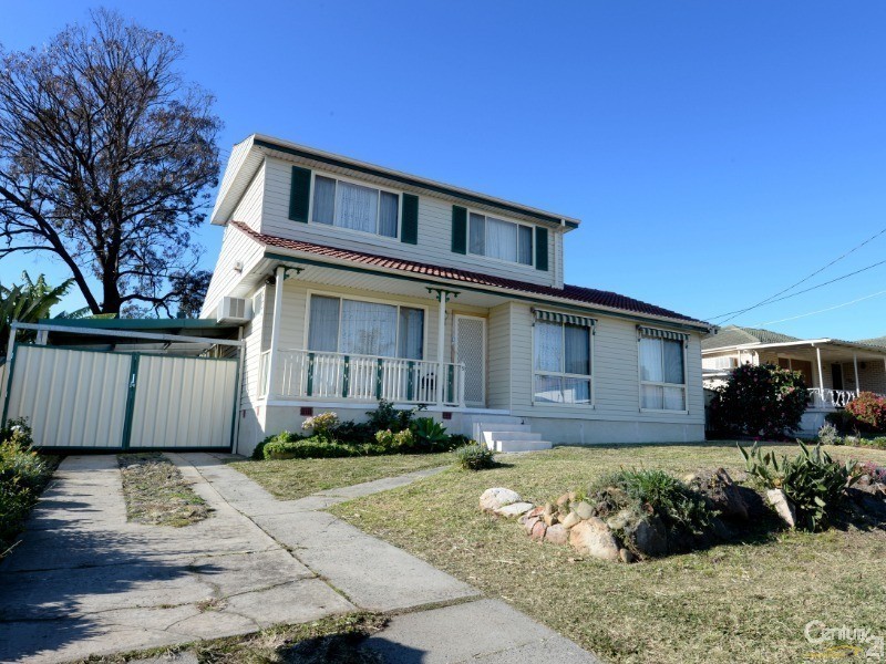 9 Stacey Street, Fairfield West NSW 2165