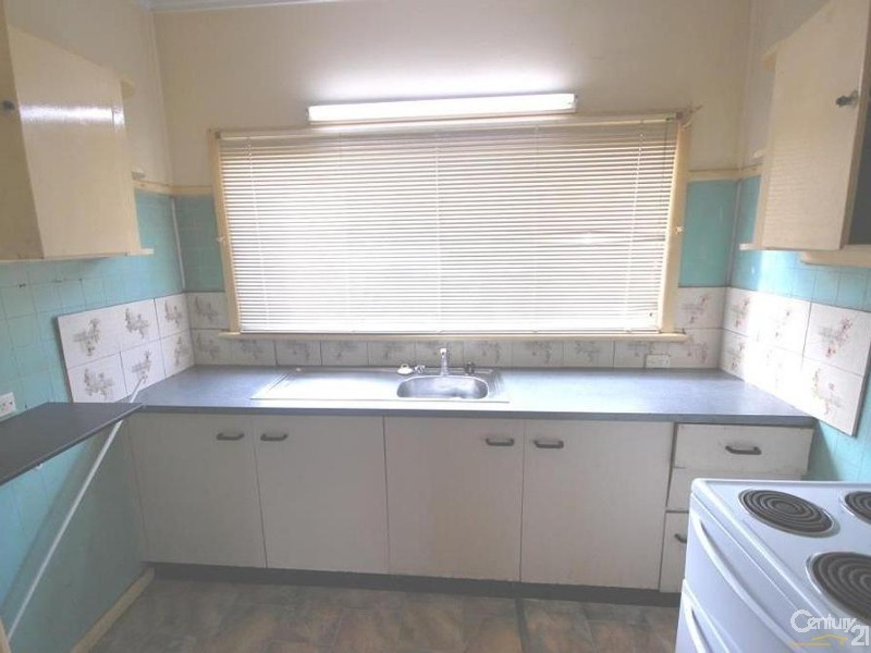 28 Tuncoee Road, Villawood NSW 2163