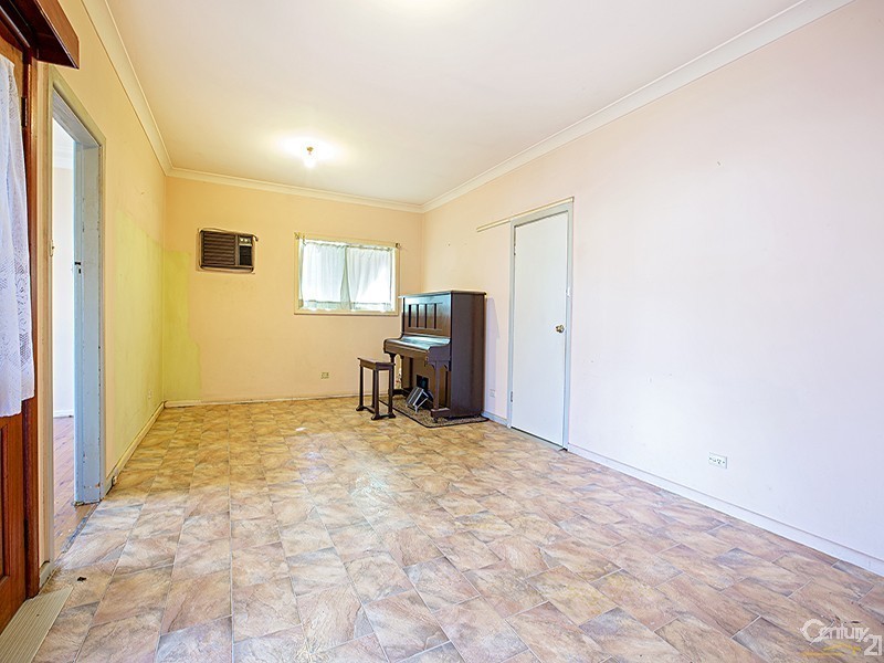 63 St Johns Road, Canley Heights NSW 2166