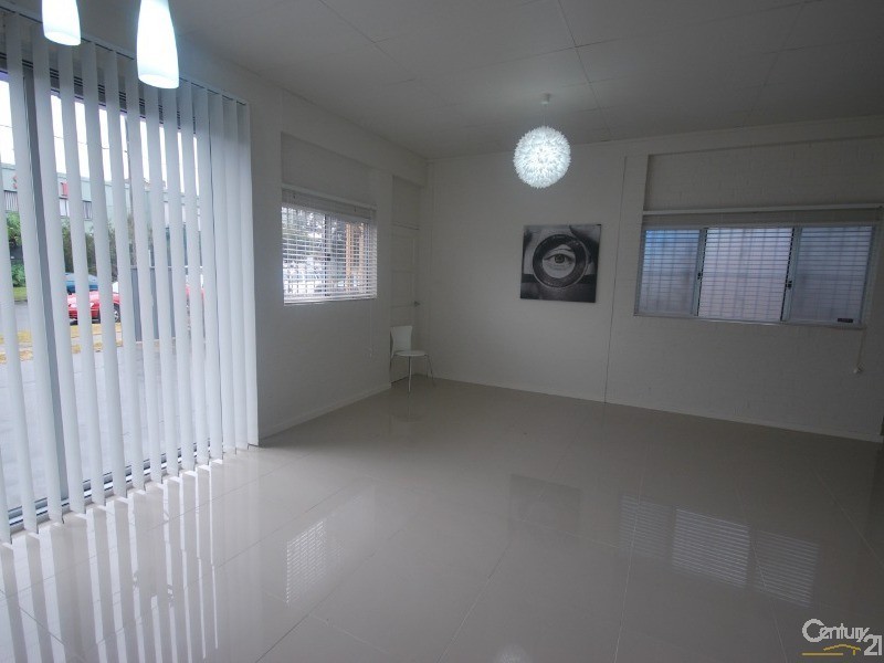 Fairfield East NSW 2165