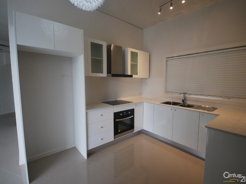 Fairfield East NSW 2165