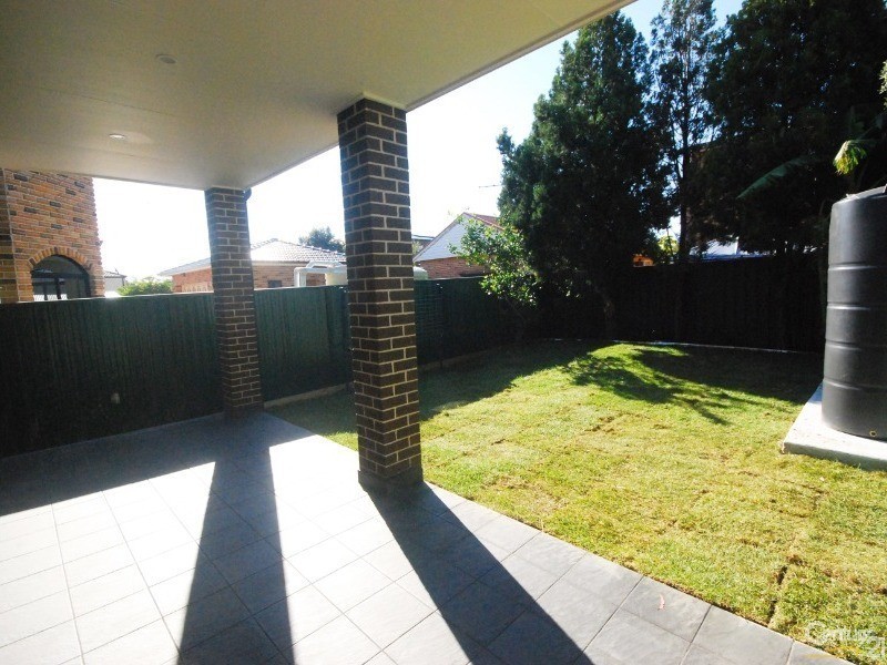 32a Rosina Street, Fairfield West NSW 2165