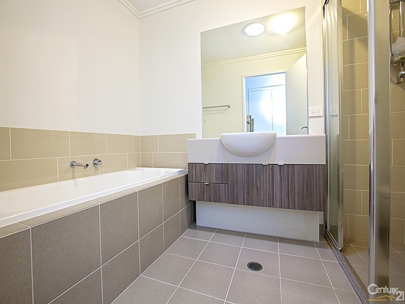 39 Hickory Road, Bonnyrigg NSW 2177