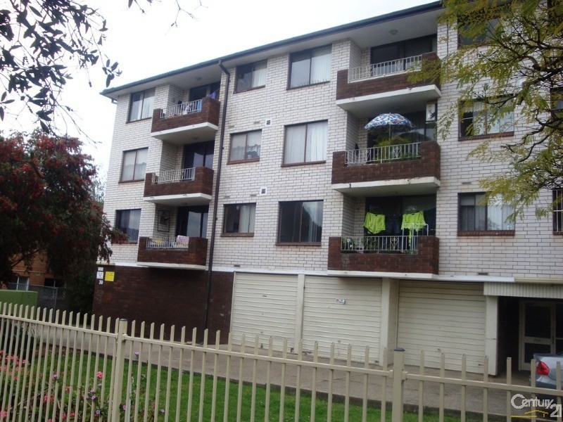 Fairfield NSW 2165