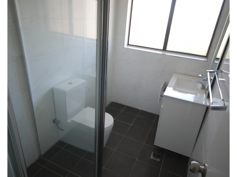 Fairfield NSW 2165