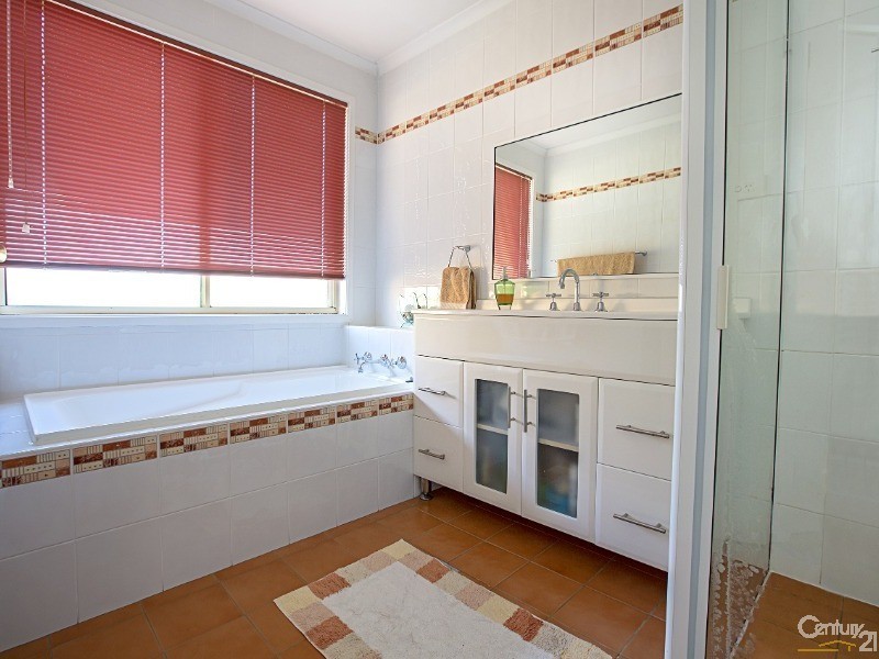 7 Penrose Close, Prestons NSW 2170