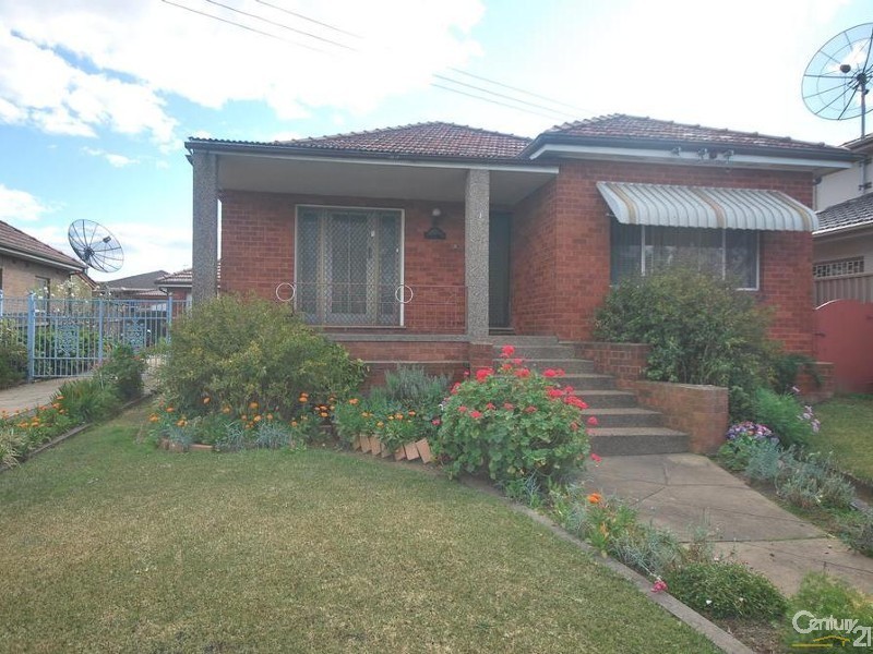 1 Montrose Ave, Merrylands NSW 2160