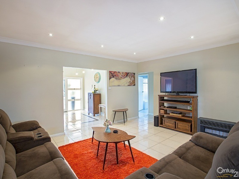 52 Rawson Road, Fairfield West NSW 2165