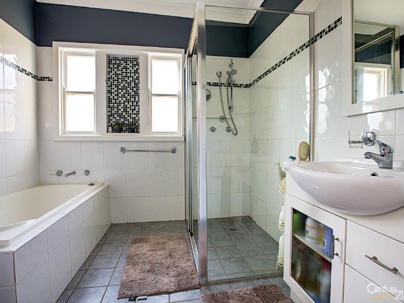 52 Rawson Road, Fairfield West NSW 2165