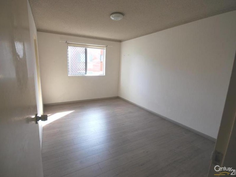 30/162 Sandal Crescent, Carramar NSW 2163