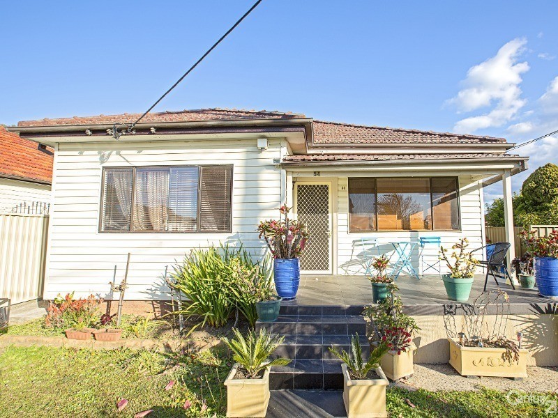 54 Mitchell Street, Fairfield East NSW 2165