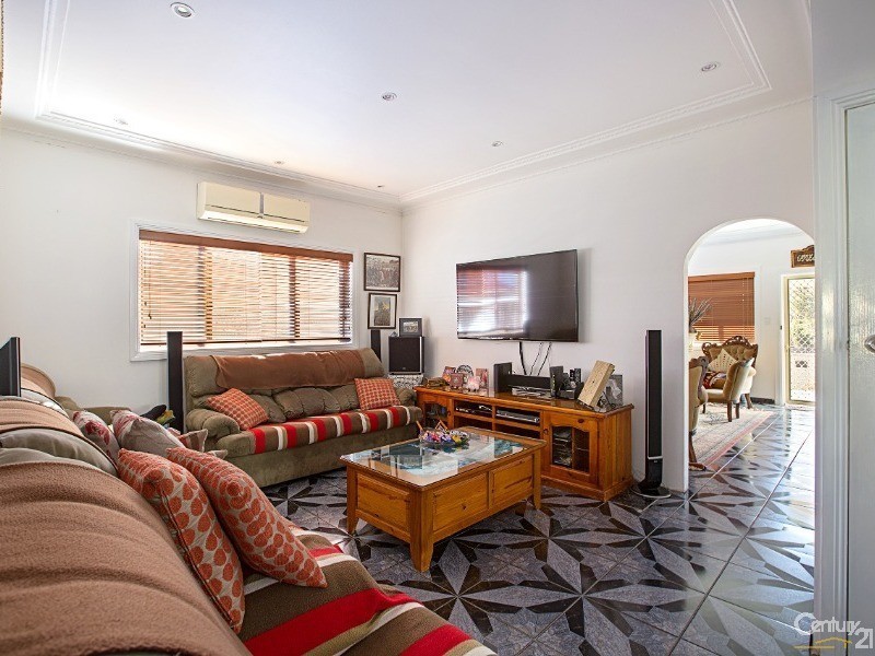 54 Mitchell Street, Fairfield East NSW 2165